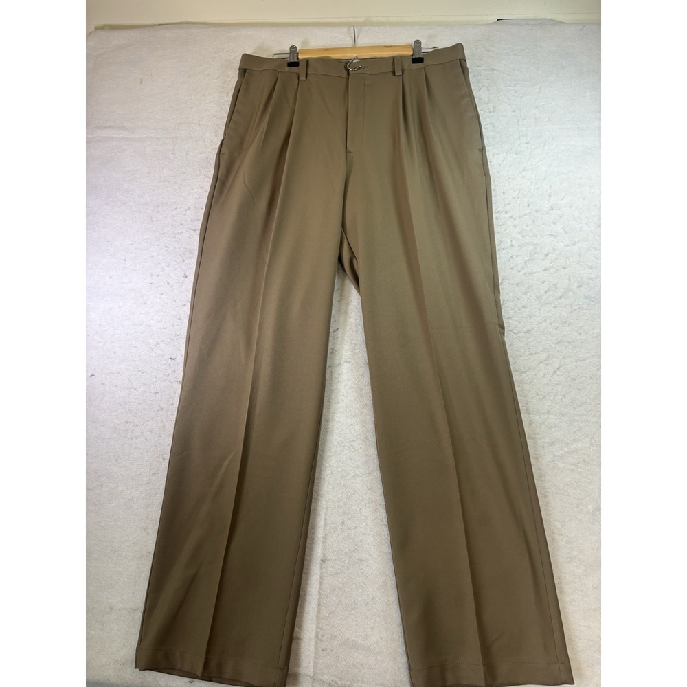 Haggar Cool 18 Pro Men's 35x32 Pleated Front Dress Pants Tan Trousers Office